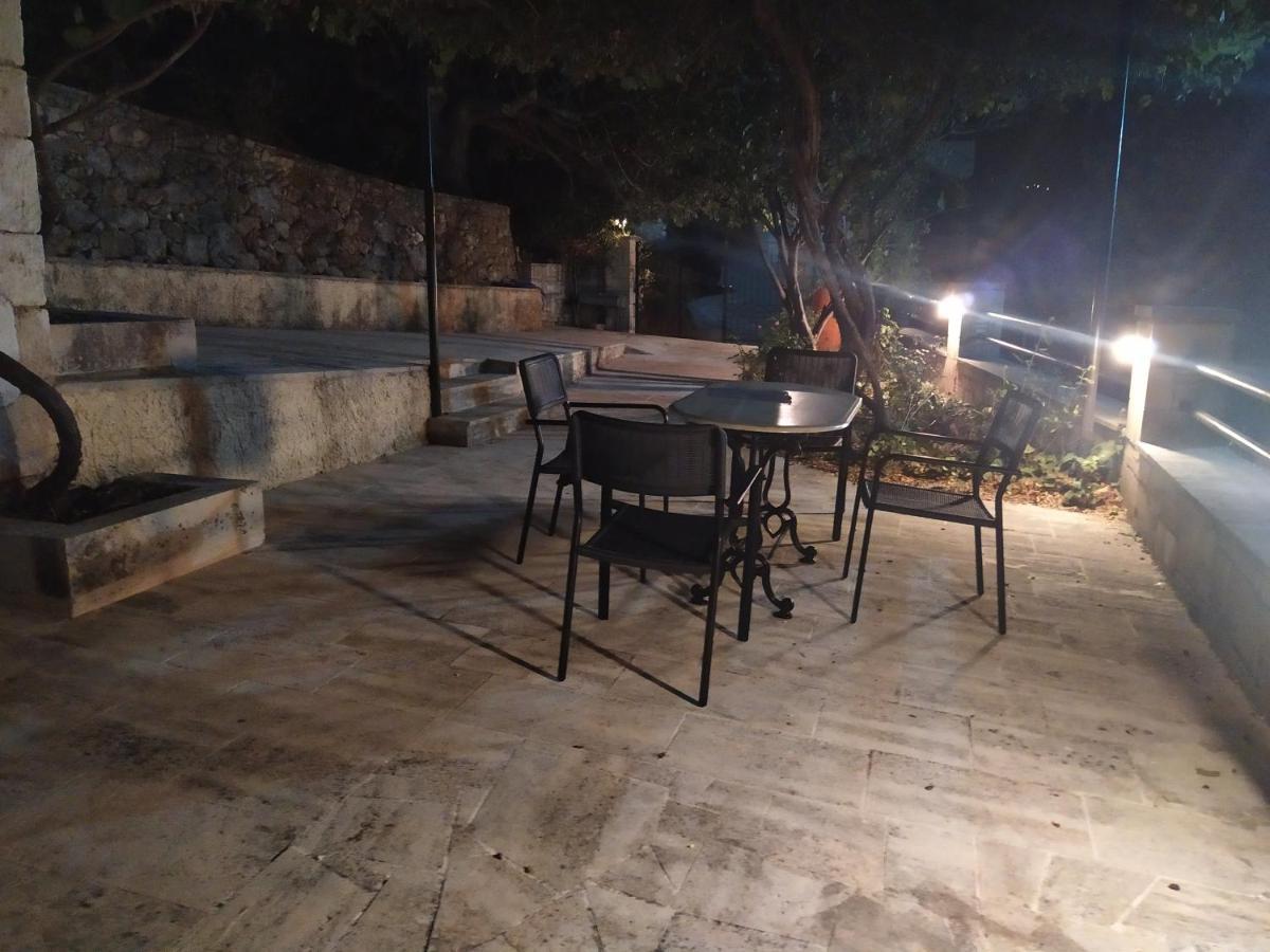 Fenareti Village House Makhairoi Bagian luar foto