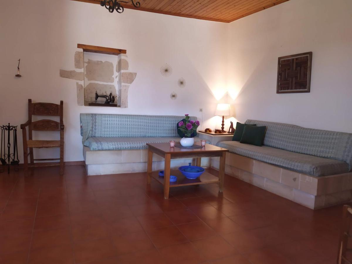 Fenareti Village House Makhairoi Bagian luar foto