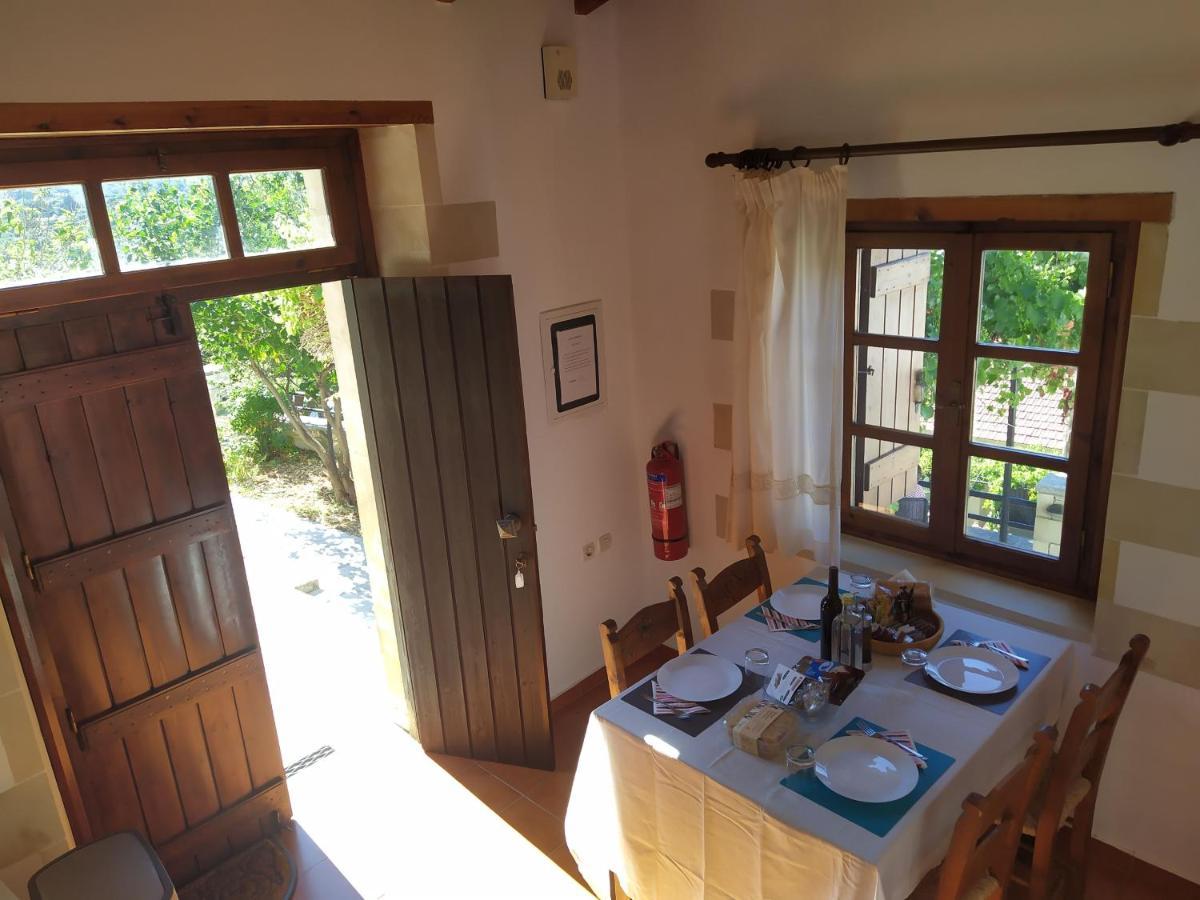 Fenareti Village House Makhairoi Bagian luar foto